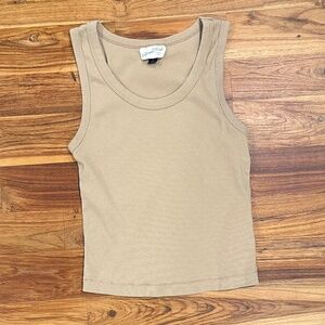 Universal Thread Ribbed Tank Size Small